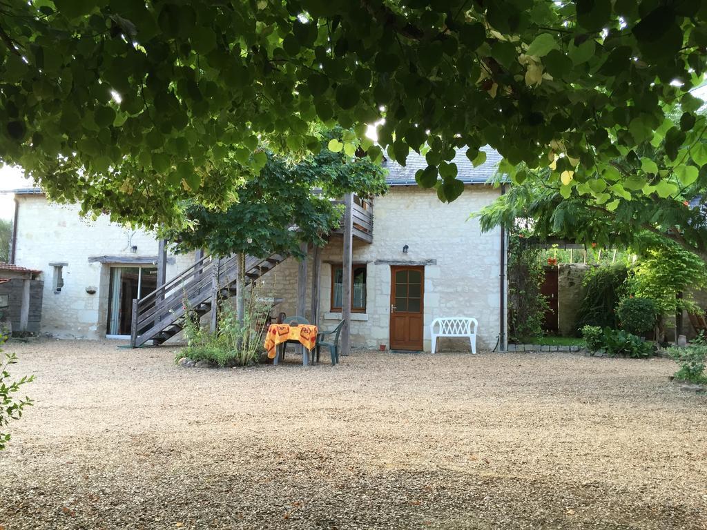 Hotel Les Caves Ambillou-Château Esterno foto