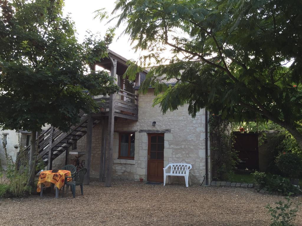 Hotel Les Caves Ambillou-Château Esterno foto