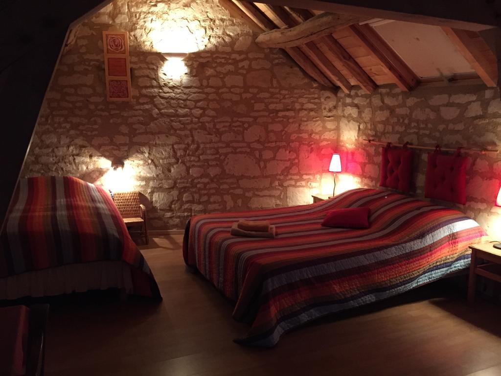 Hotel Les Caves Ambillou-Château Esterno foto