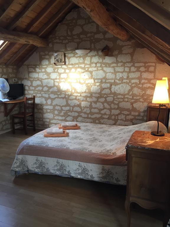 Hotel Les Caves Ambillou-Château Esterno foto