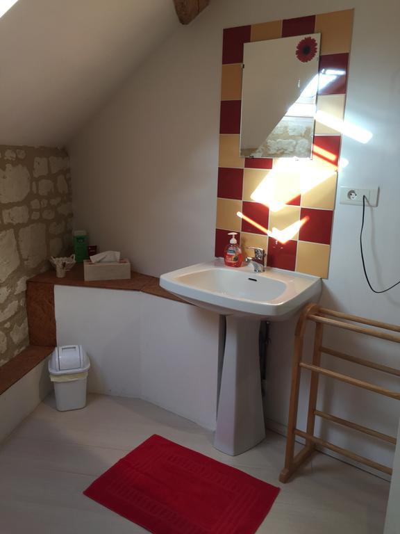 Hotel Les Caves Ambillou-Château Esterno foto